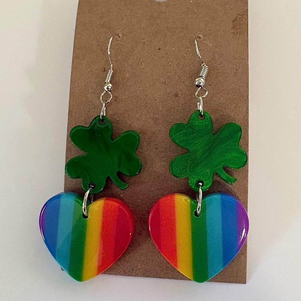 NEW Rainbow Heart and Shamrock Earrings ~ St Patrick’s Day ~ lgbtq 🏳️‍🌈 ☘️